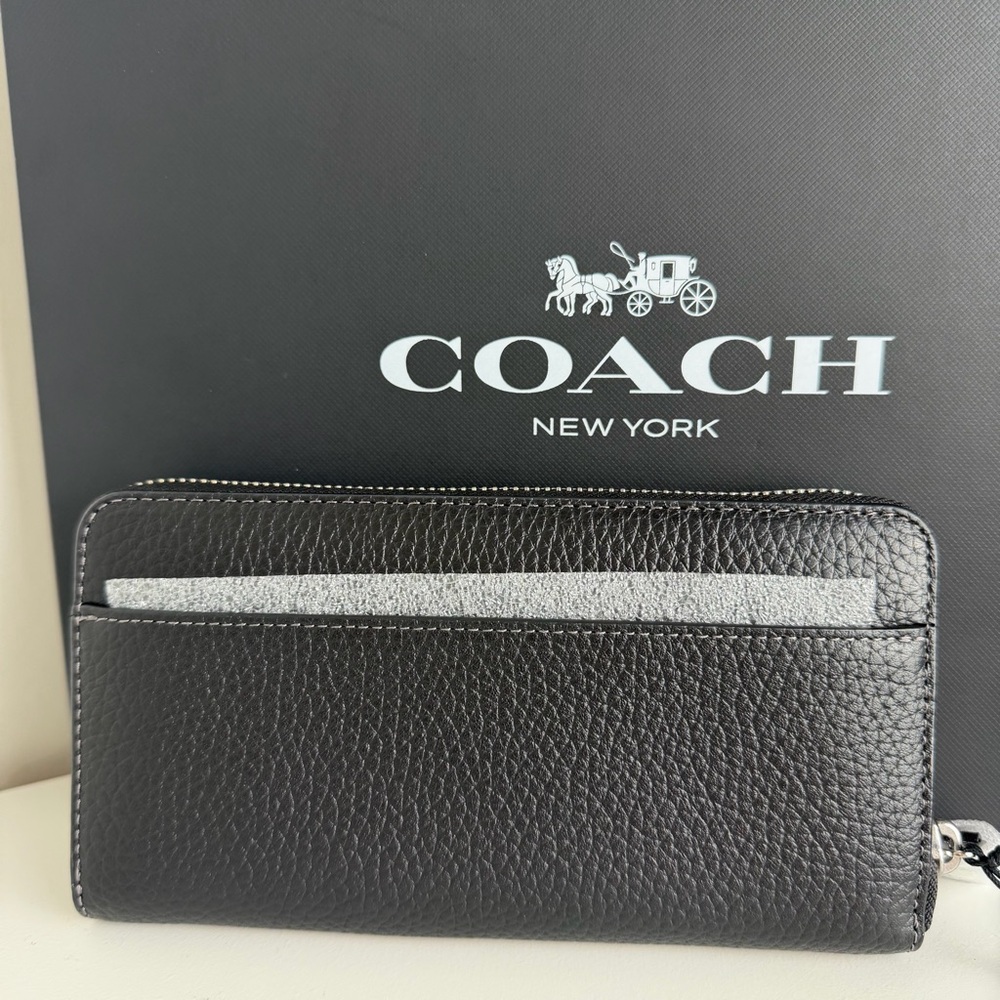 NWT Disney X Coach Essential Accordion Zip Wallet - Picture 6 of 11